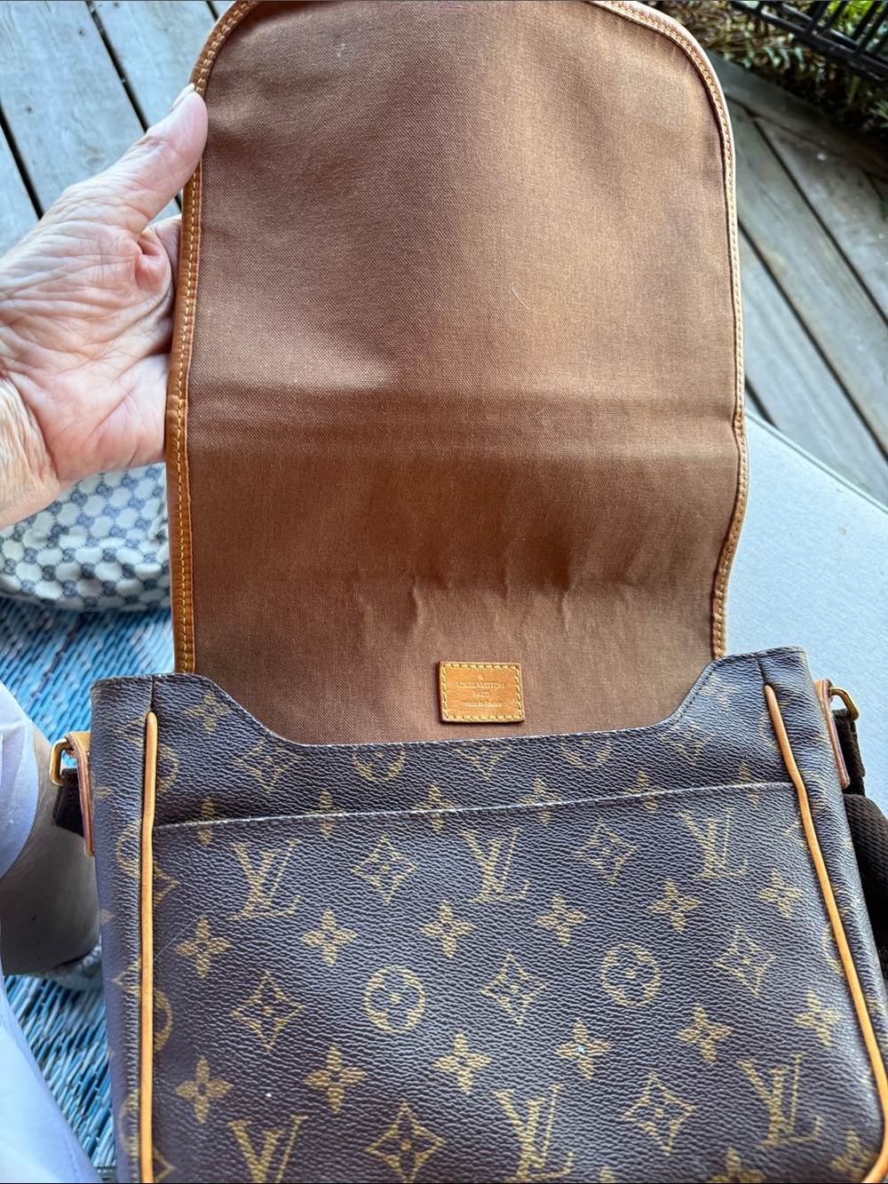 Louis Vuitton Brown Monogram Crossbody Messenger Bag - Picture 4 of 12